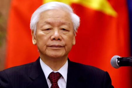 Vietnam President Xuan Phuc bang